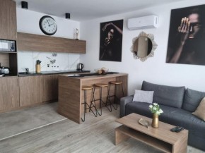 Q Apart GRAND - Trzy Pokoje, Manufaktura, garaż Gratis, Netflix, FV, Gwarancja Zadowolenia